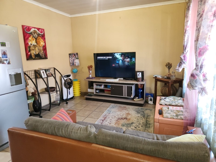 1 Bedroom Property for Sale in Rustenburg Central North West